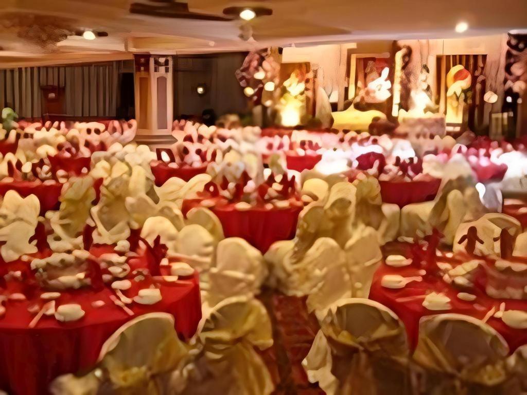 Gajahmada Graha Hotel Malang Exteriér fotografie