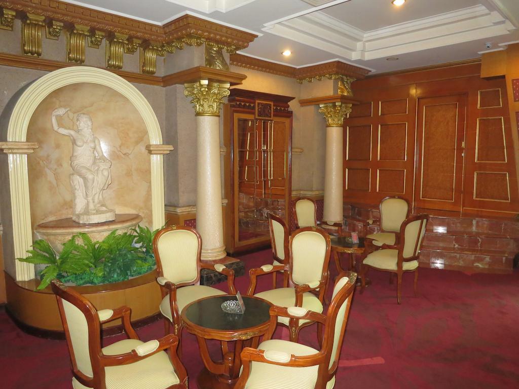 Gajahmada Graha Hotel Malang Exteriér fotografie